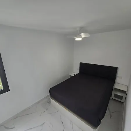 Apartment Dream 1 Bedroom Terrace Dining Pool
