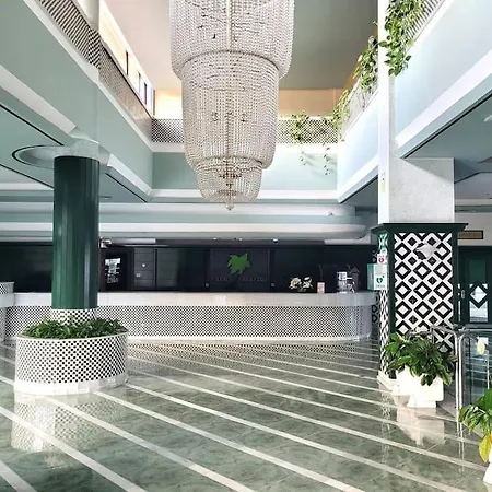 Apartment Dream 1 Bedroom Terrace Dining Pool